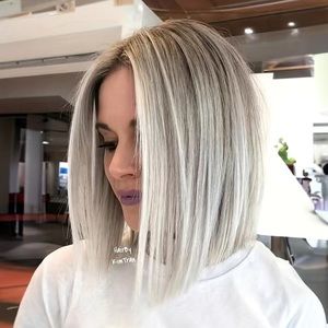 Trendy Light Grey Middle-Part Ombre Wig